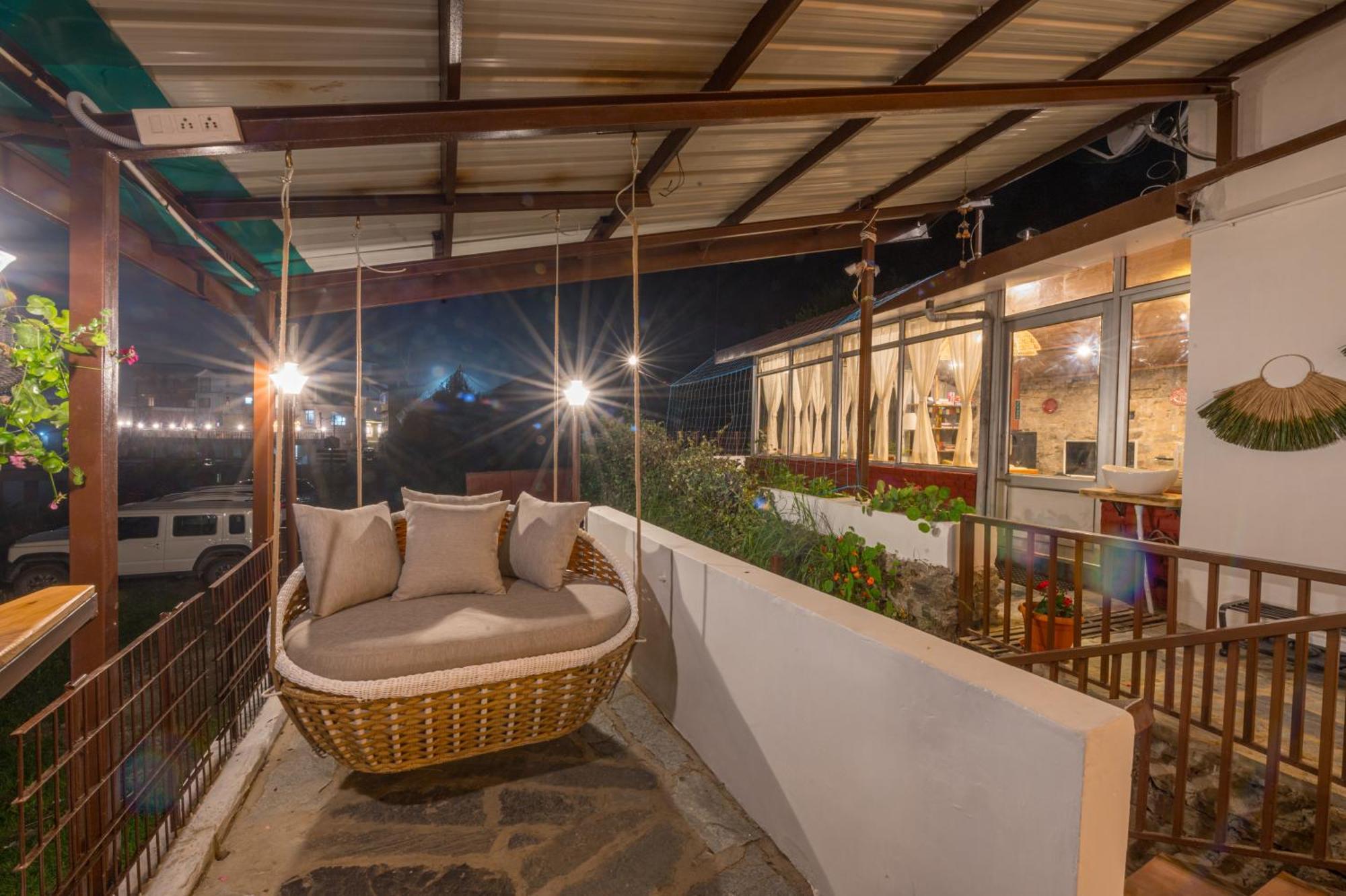 Cedar Hill Lodge - A Boutique Homestay Mashobra Exterior photo